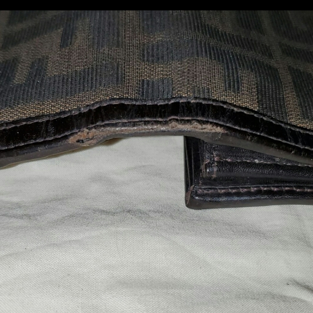 🔥 Fendi wallet 🔥 - Picture 6 of 6